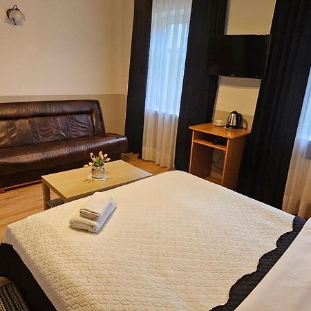 Uroczysko Bed & Breakfast Jastrowie Exterior foto
