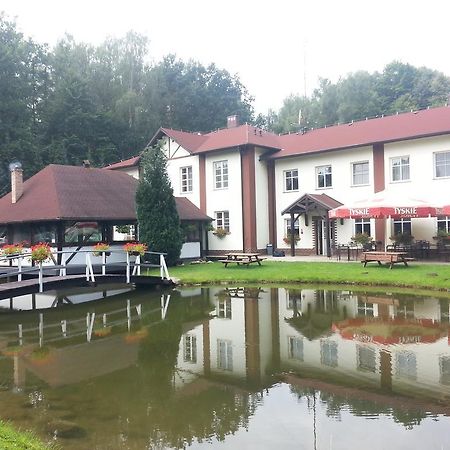 Uroczysko Bed & Breakfast Jastrowie Exterior foto